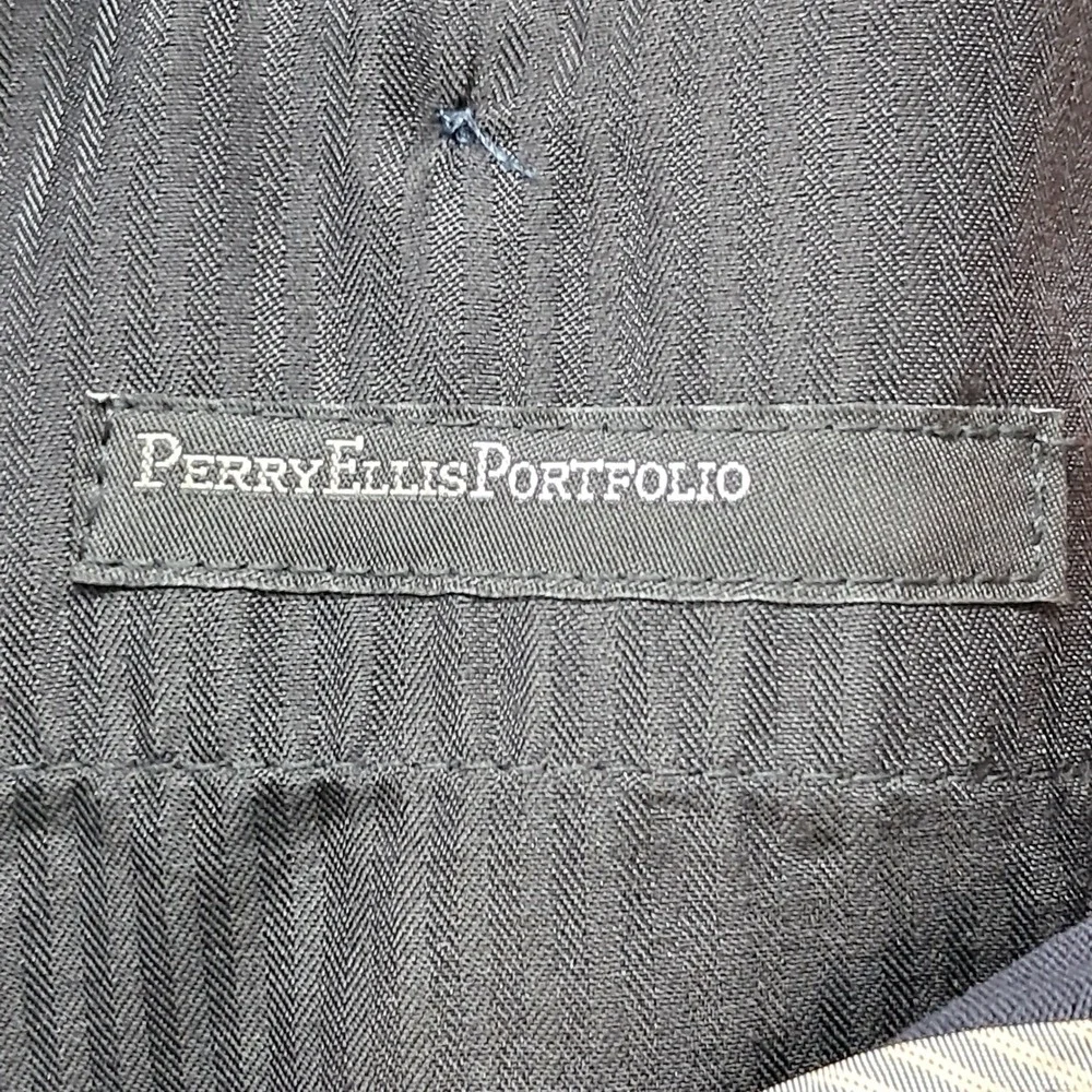 Perry Ellis perry ellis